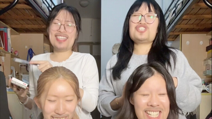 大学生一起来跟唱！