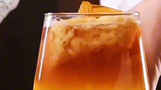 Want to drink milk tea? I'll treat you.