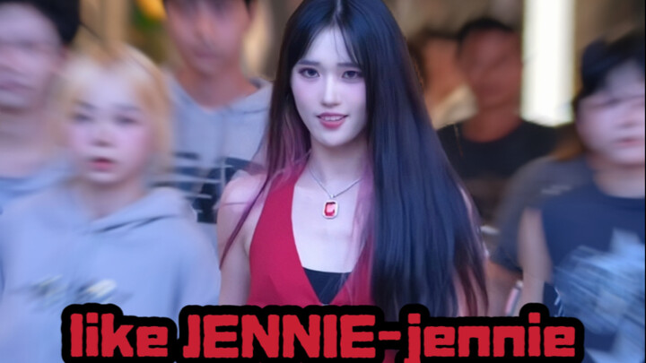[giống như JENNIE-jennie] Ngoại hình, tóc tai và móng tay của cô ấy đều tinh tế như Jenny Kim. Jenni