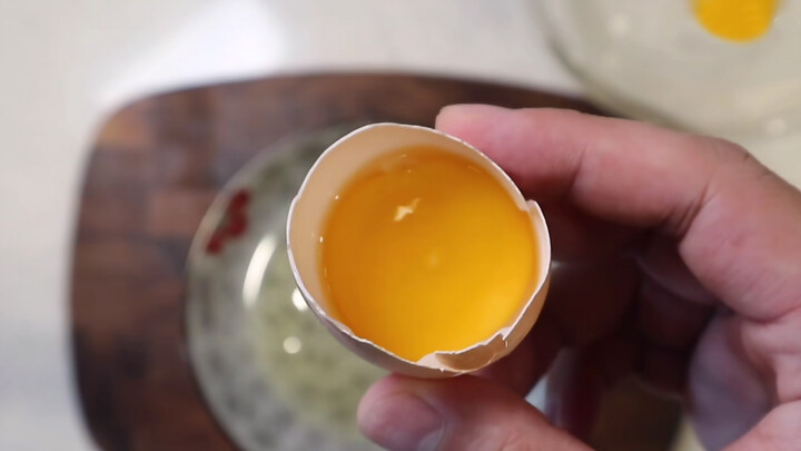 Three "non-stick" sweets (made of egg, lard and flour)