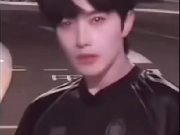 Huang Xing’s Dance “Super Nove” – The Full Version!!!!