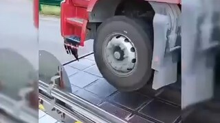 Truck drivers' secret skill: "jumping the scale" #CarKnowledge