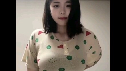 “‘Tình yêu nặng trĩu’ có tiền là có Phan Kim Liên”