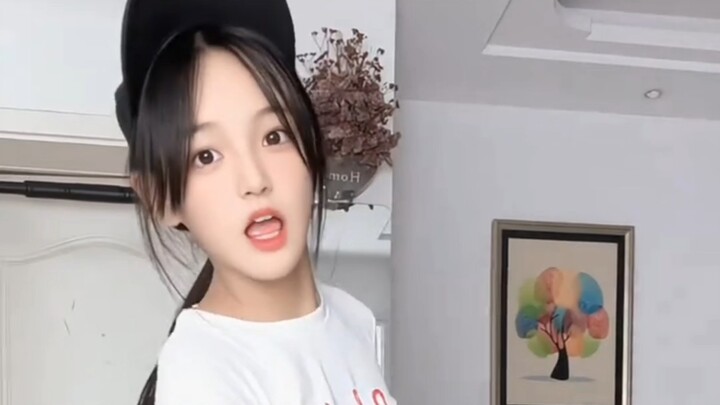 مجموعة مقاطع فيديو رائعة لليو يو شوان (31 أغسطس 2025 – 30 سبتمبر 2025)