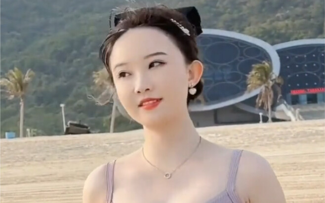 微风吹出啦你的形状。