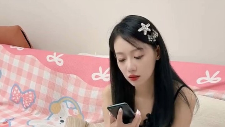 แกล้งเพื่อนสนิทด้วยพาวเวอร์แบงก์แชร์ใช้: ยังไงคนใจกว้างก็โดนหลอกง่ายอยู่ดี!