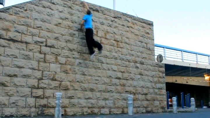 [Parkour] Traceur hebat. Setelah menonton aku merasa tubuhku palsu!