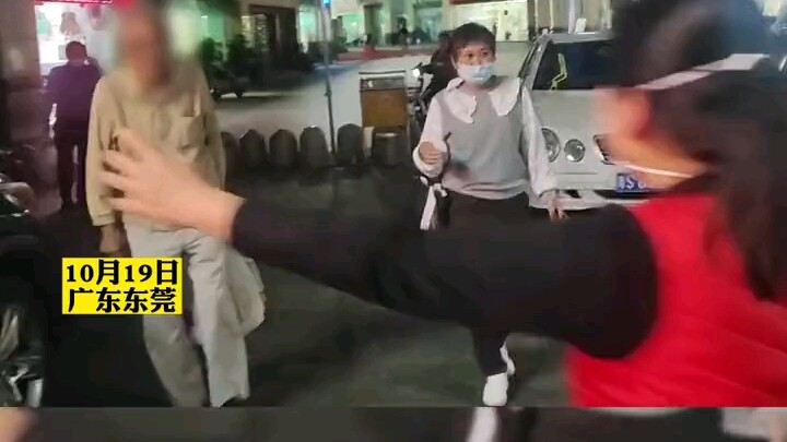 19 Oktober # Dongguan, Guangdong: Pria berusia 84 tahun gagal dalam usaha dan hidup menggelandang di