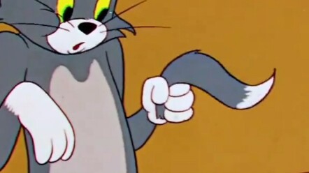 Siapa yang bisa menolak episode Tom and Jerry sambil jongkok?