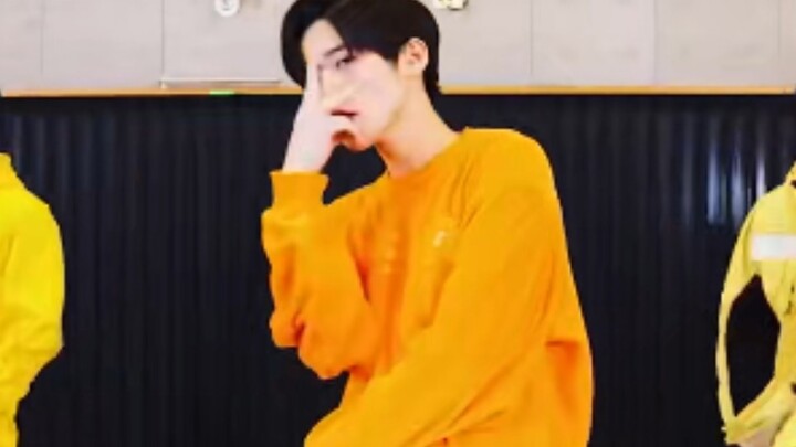 【متعلق بكازوهيرو ميغورو】 HELLO HELLO تصوير مباشر مزيف لكازوهيرو ميغورو