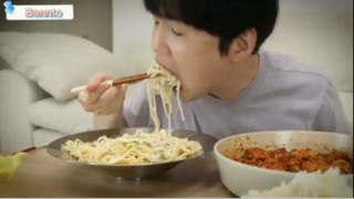 Gà khò lửa, bún sốt kem,... phần 1 #mukbang