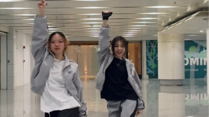 Periksa baterai dengan ringan