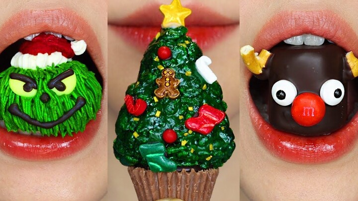 "Moon" 12.24 Bite-sized emoji, Christmas theme