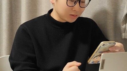 First-Year Grad Student Receiving a Transfer from Their Advisor vs. Third-Year Grad Student Receivin