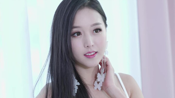 ความงามของเทพธิดา จินเจียอิน สวยราวกับดอกบัวที่โผล่พ้นน้ำ ความงามที่ยากจะหาใครเทียบได้