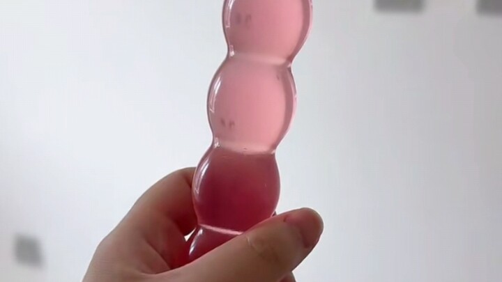 My long spear has been dulled by the torrential rain.