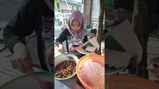 nasi krawu babat paling viral di kota Gresik