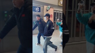 240303 WangYiBo 王一博 Beijing ✈ Paris Chanel Fashion Week 2024