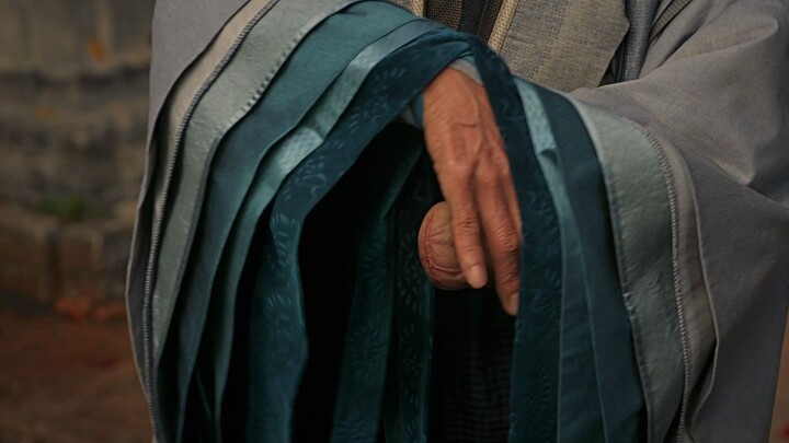 Doctor Strange: Tôi không thể cử động ngón tay, tôi không thể sử dụng phép thuật Ancient One: Anh ta