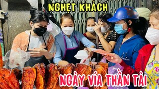 Hàng HEO QUAY da giòn nghẹt khách Ngày Vía Thần Tài Mùng 10 Tết | HiepVlog # 32