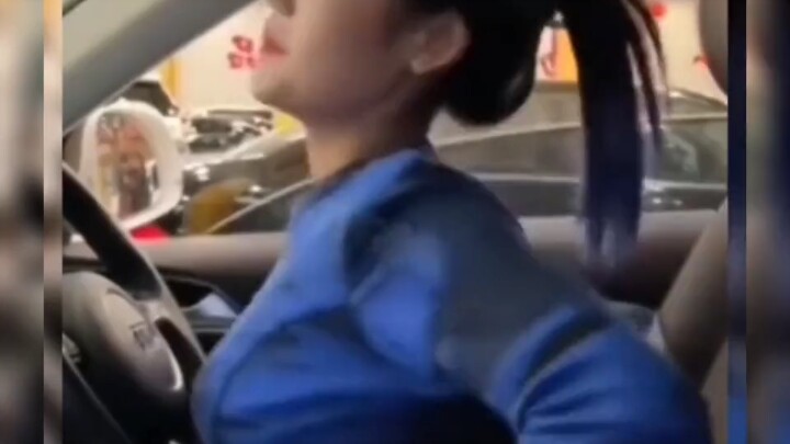 จงดูแลภรรยาที่แข็งแกร่งเหล่านั้นและอย่าท้าทายอำนาจของพวกเขา