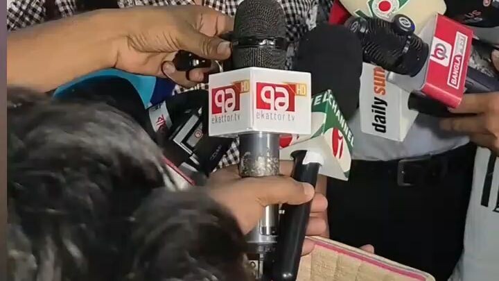 নেপাল থেকে দেশে ফিরে যা জানালেন অপু বিশ্বাস