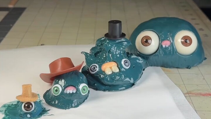 DIY Matryoshka-style Little Monster with Acrylic Paints