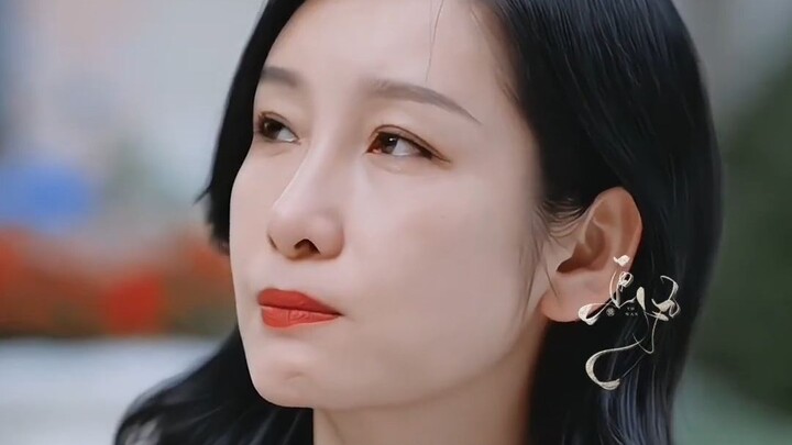 “It’s never life that fails; what truly matters is that we always have the courage to start over.”