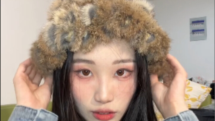 pxx dug up a few little hats!