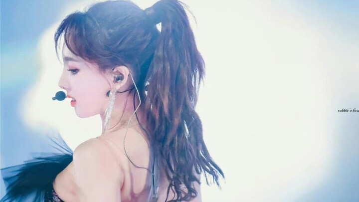 “Người đẹp hơn tôi thì nhiều, nhưng tôi vẫn thích mình nhất.”