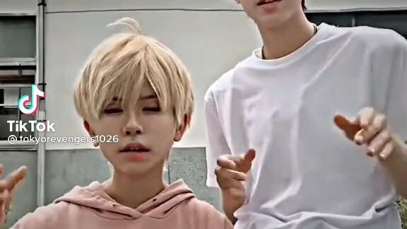 cute🤭 btw *the true owner is @tokyorevengers1026