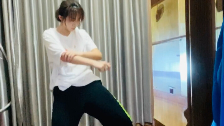 แฟน ๆ ของแม่เรียนรู้เรื่อง "No Feeling" ของ Wang Yibo โดยไม่มีความรู้พื้นฐาน คำสอนจาก akko สนับสนุนต