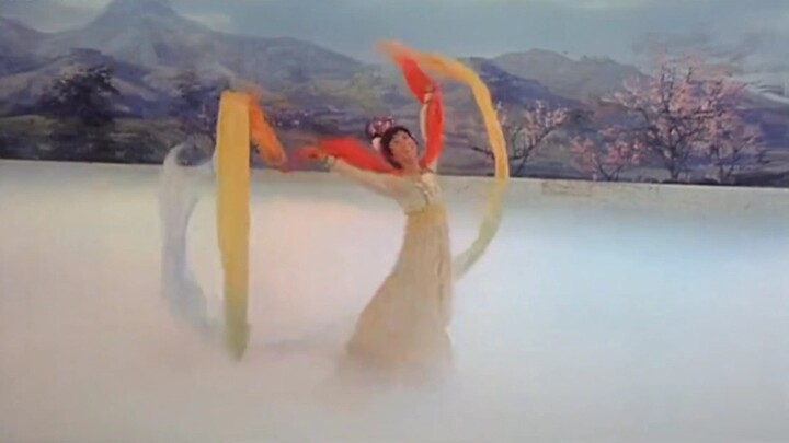 [Zhao Qing｜Fairy Dance in Old Movies] Dance Mix of the Movie Golden Dream