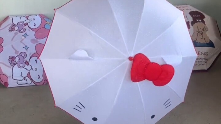 ร่มแมวคิตตี้ติดโบว์ผีเสื้อ