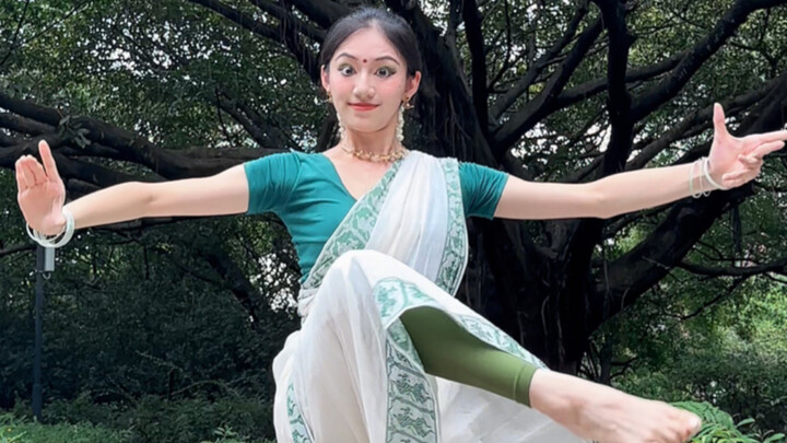 [Bharatanatyam] Dancing in the Rain, Enlightened Under the Cosmic Glow