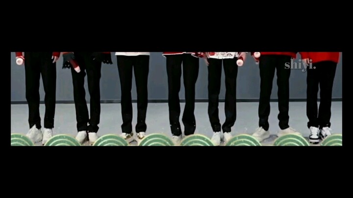 【فريق شباب العصر】بس… طولهم مبالغ فيه لدرجة مستحيلة!