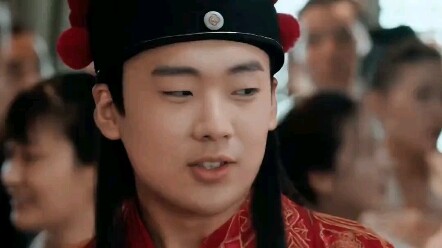 ในวันแต่งงานของลูกเขย กลับมีคนพาภรรยาและลูกมาขอเป็นญาติ ทำเรื่องกลับตาลปัตร