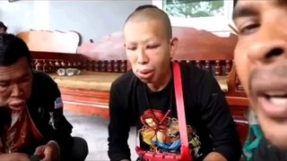 Thu hoạch tổ ong chúa và cái kết