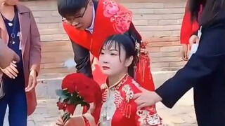 "Anak-anak yang tumbuh besar dengan makan ratusan kali akan menjadi santo pelindung desa ketika mere
