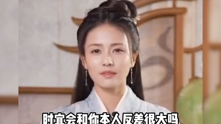 Bai Lu and Her Male Co-star's Daily Life