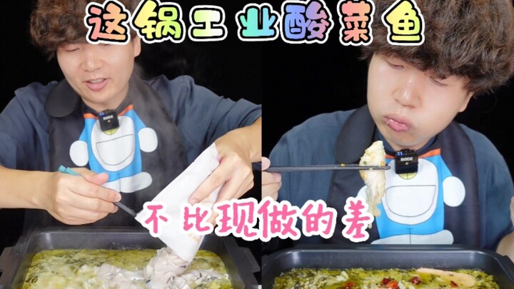 يوم آخر من التظاهر بأن المدينة محاصرة من الزومبي! اليوم الـ756 من التحدي اللامتناهي في أكل لحم الغدا