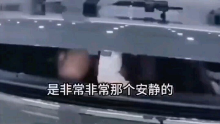 Chào Tiểu Địch, thả tôi ra đi 😂