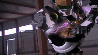 [Armor Clip] See how many times Armor Hero Feiying used the Lightning Wind Kick