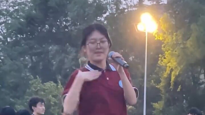 Only one person came to ITZY's Shenyang school celebration? Out of breath when speaking on the micro