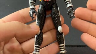 [Wind Master] Have you seen the blue flip phone Ultraman?