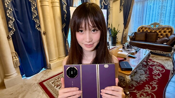 I always thought tri-fold phones were pretty useless—until one day...