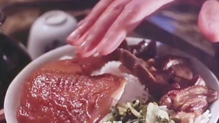 จะมีใครส่งข้าวหน้าปีกไก่ให้คุณกินตอนดึกดื่นแบบนี้