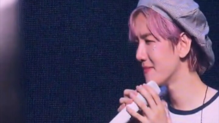 Kim Jong‑dae vs Byun Baekhyun: Perbandingan Ketika Mendengar Penggemar Bernyanyi dengan Suara Pecah