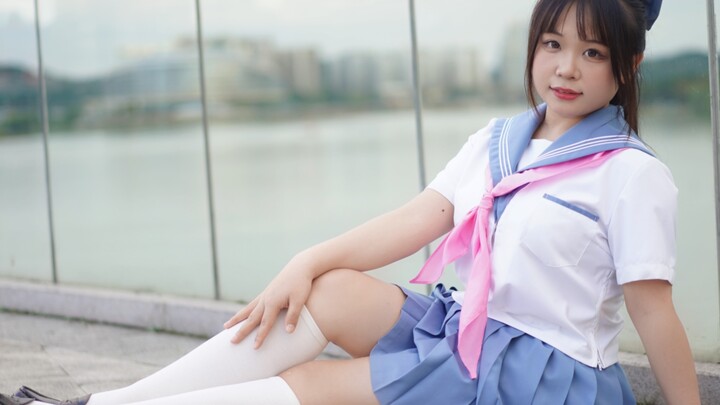 In winter, you should dance the summer hot dance! DEEP BLUE TOWN [Little Dragon Girl]