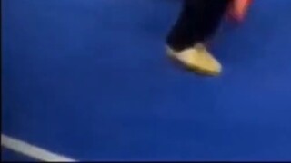 الشباب هو الأفضل، بدأوا الساعة الرابعة والنصف.